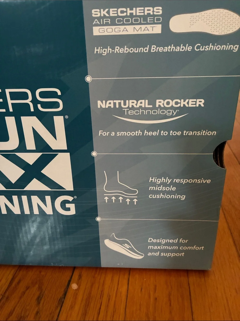 Skechers Go Run Size 9